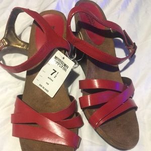 Massimo supply company wedge heals